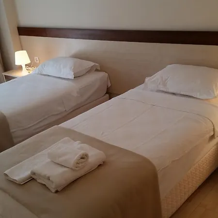 Atlas 2* Çeşme