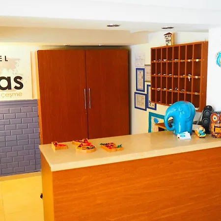 Atlas Otel Çeşme